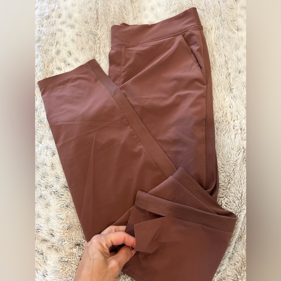 Athleta Brooklyn Ankle Pant Size 8 - Picture 2 of 6